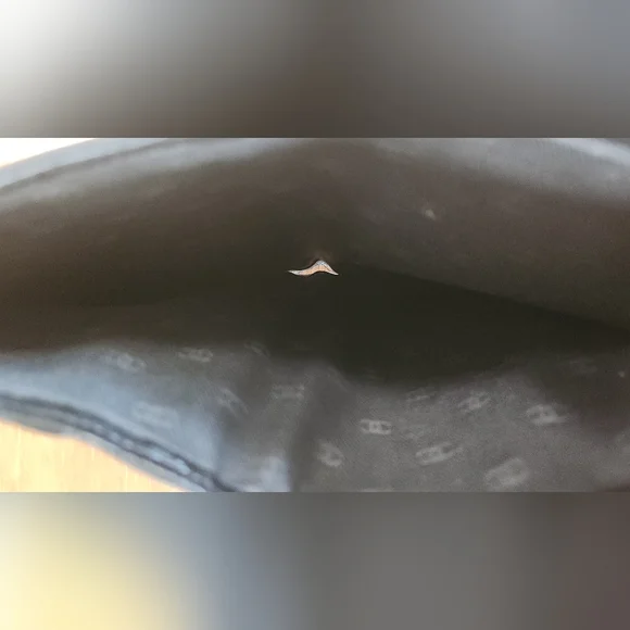 Vintage CHANEL Sevruga Caviar CC Yen  Wallet - Picture 7 of 15